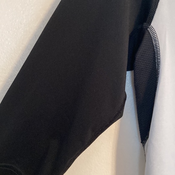 ♥️ Nike Pro Boy’s Dri-Fit Polyester/Spandex Top (size L) - Picture 3 of 8